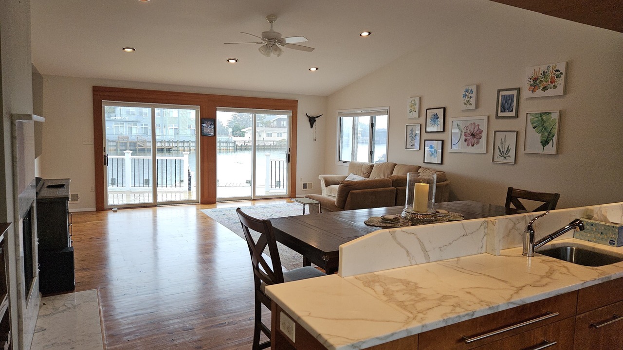 Photo of Bedroom in Loveladies