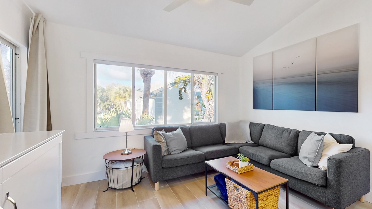 Photo of Livingroom in Villages of Seaport