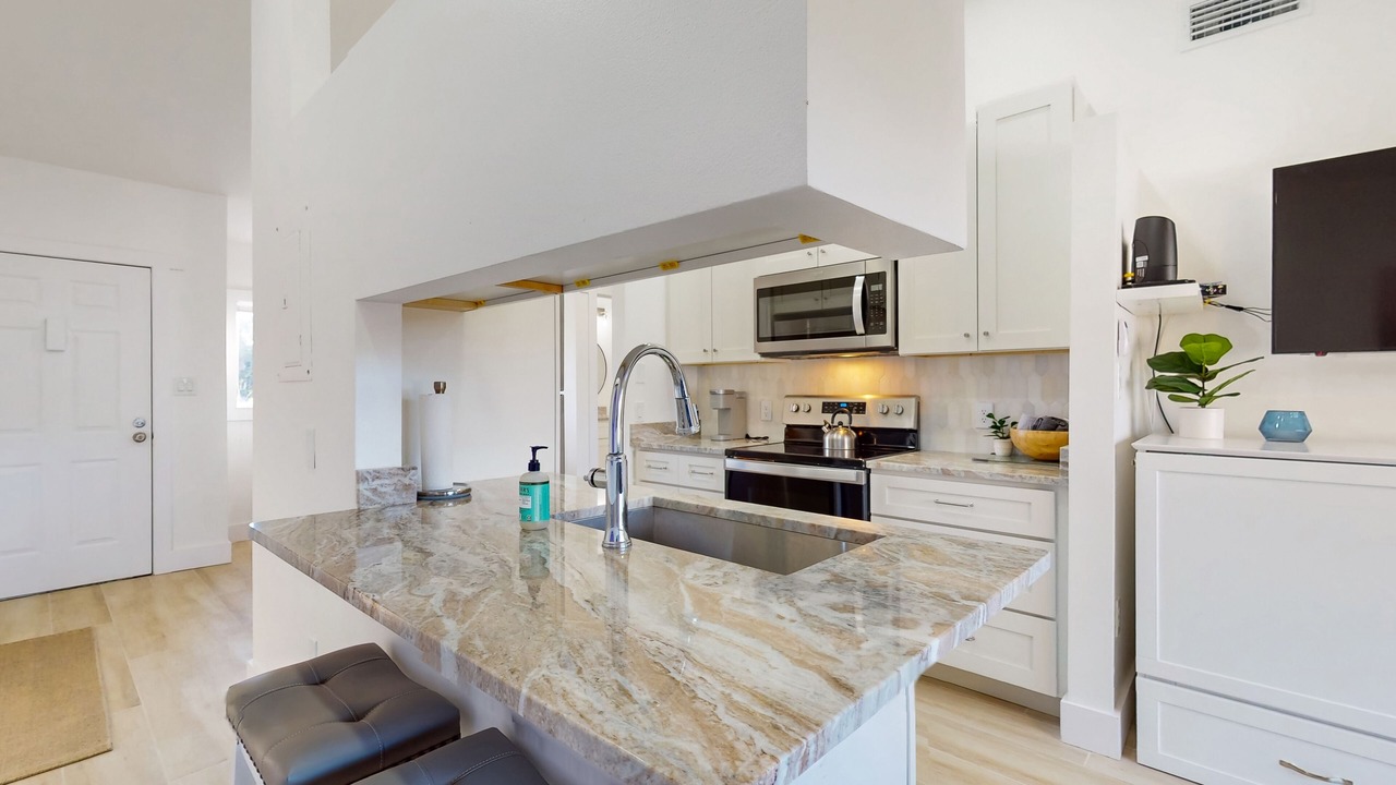 Photo of Kitchen in Villages of Seaport