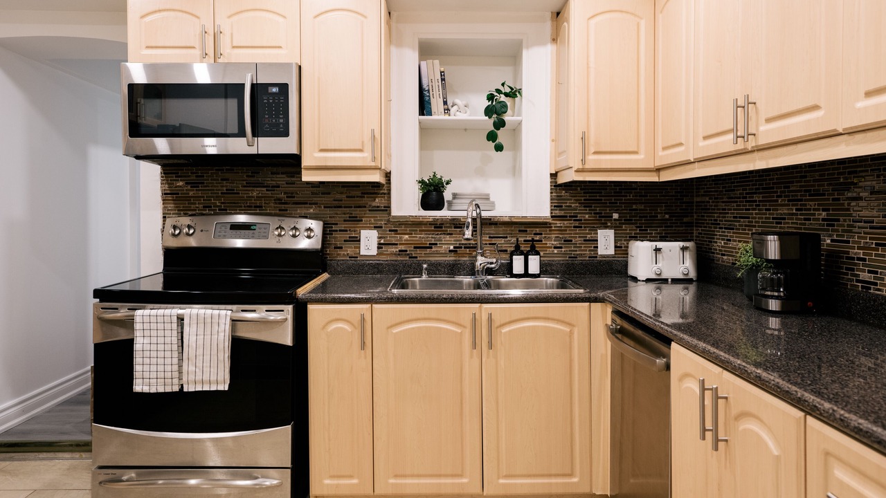 Photo of Kitchen in Briar Hill - Belgravia