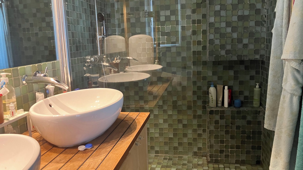 Photo of Bathroom in Montrouge