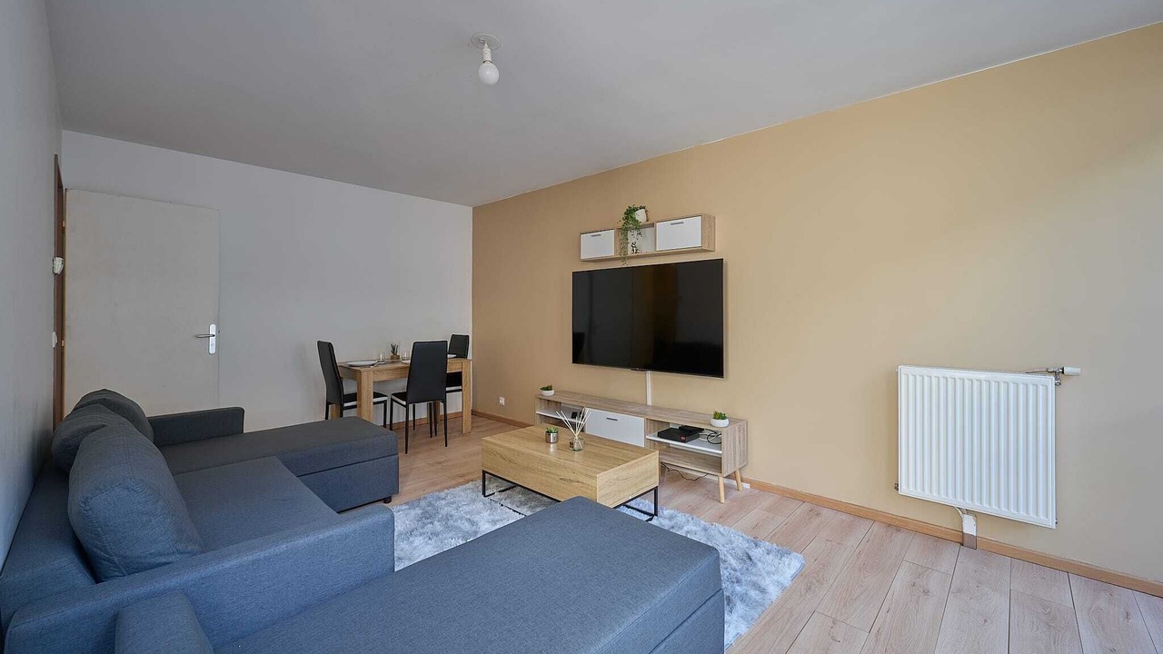 Photo of Livingroom in 19th Arrondissement