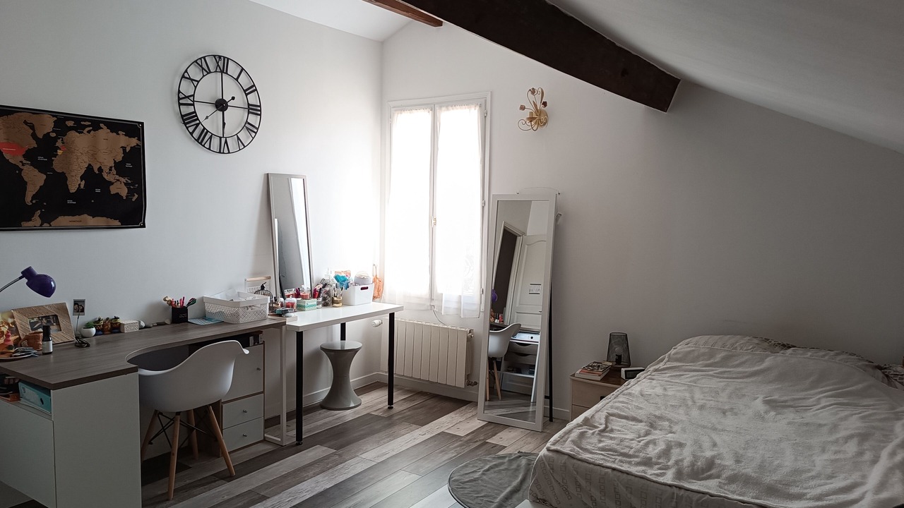 Photo of Bedroom in Pomponne