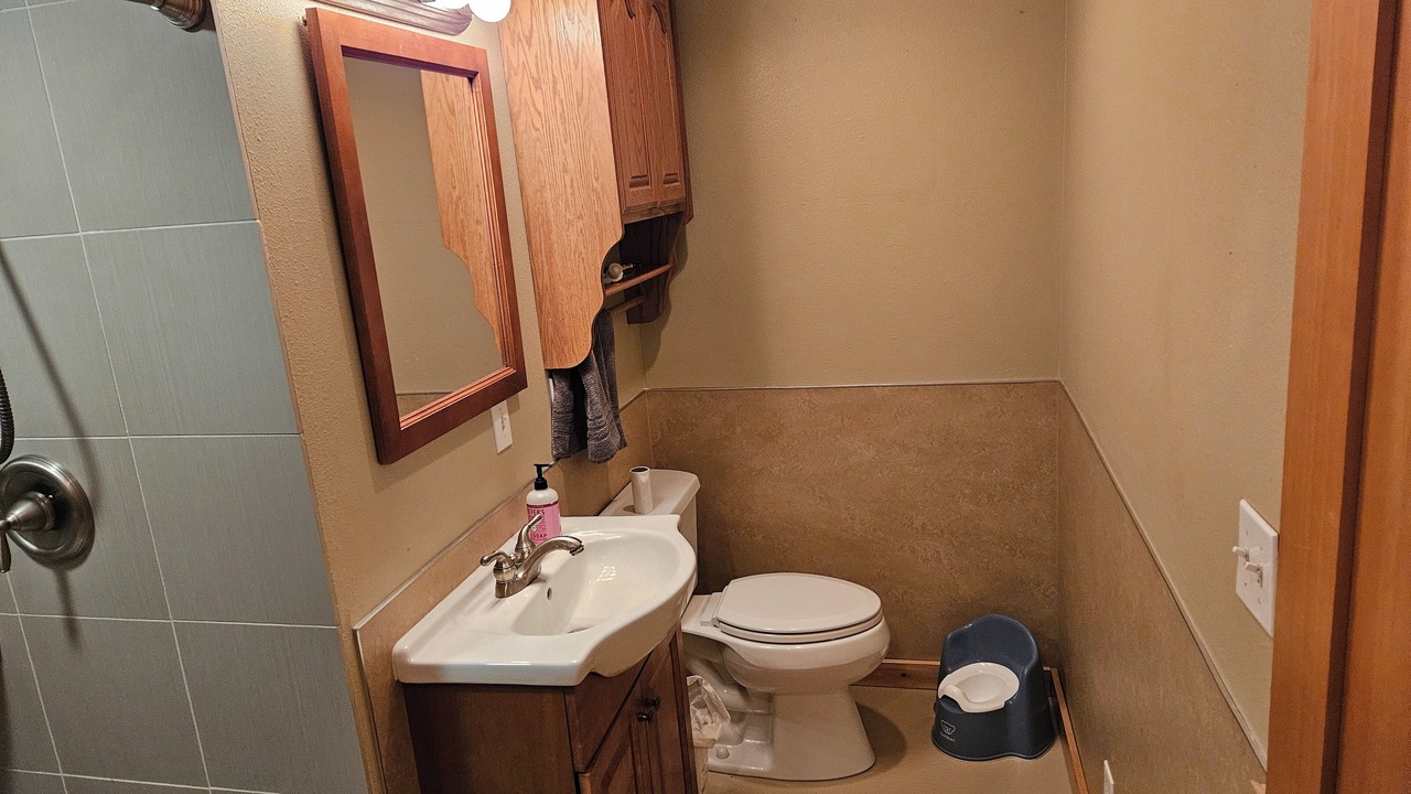 Photo of Bathroom in Mead