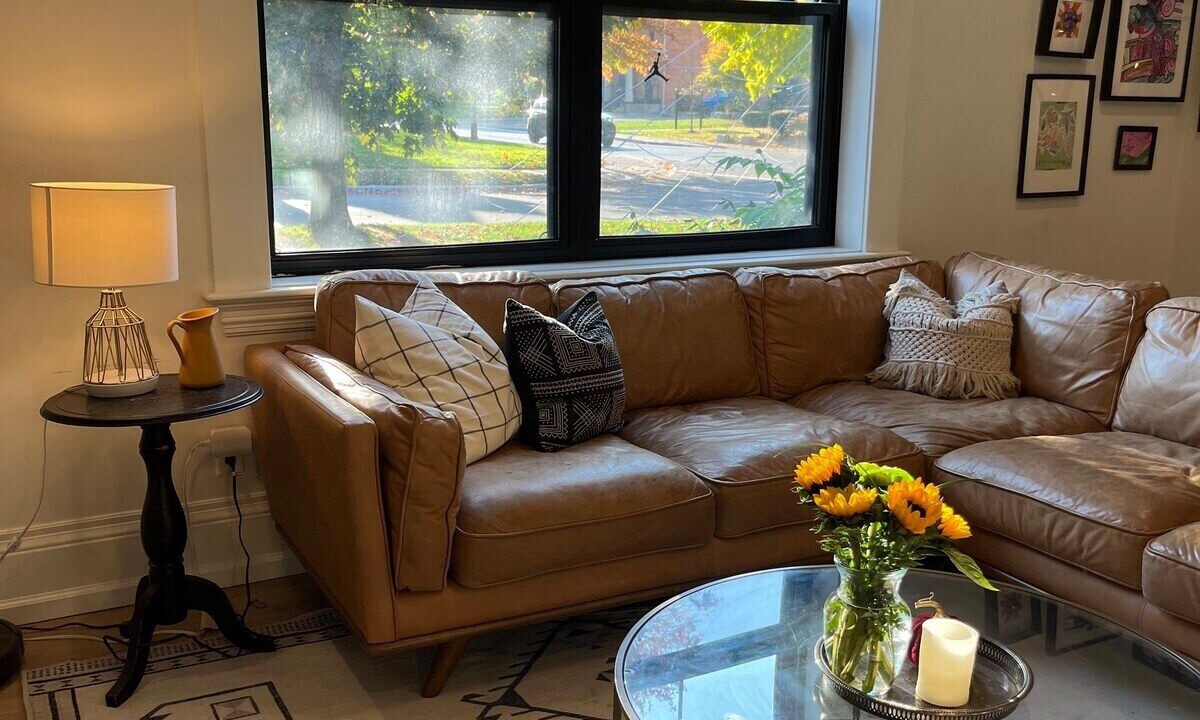 Photo of Livingroom in Burlington
