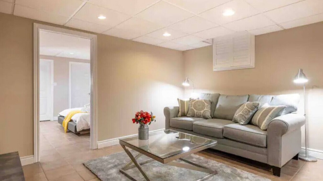Photo of Livingroom in Port Weller