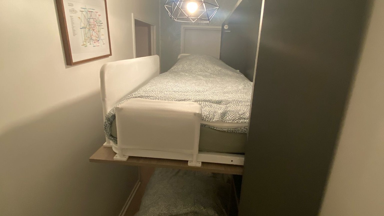 Photo of Bedroom in Asnieres-sur-Seine