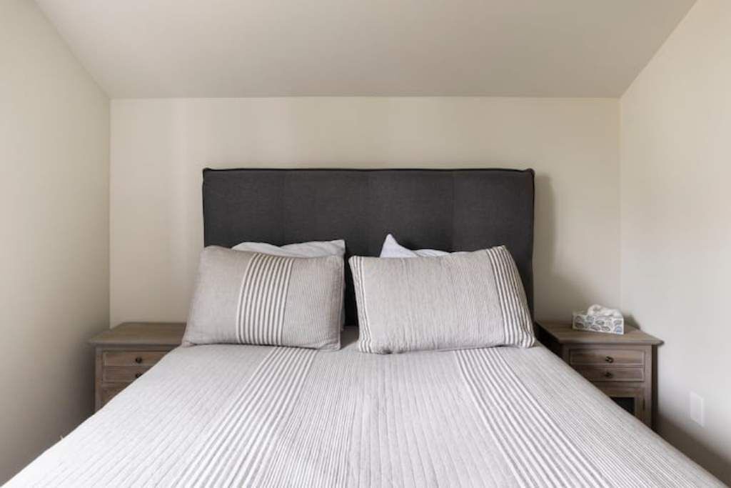 Photo of Bedroom in Wymbolwood Beach