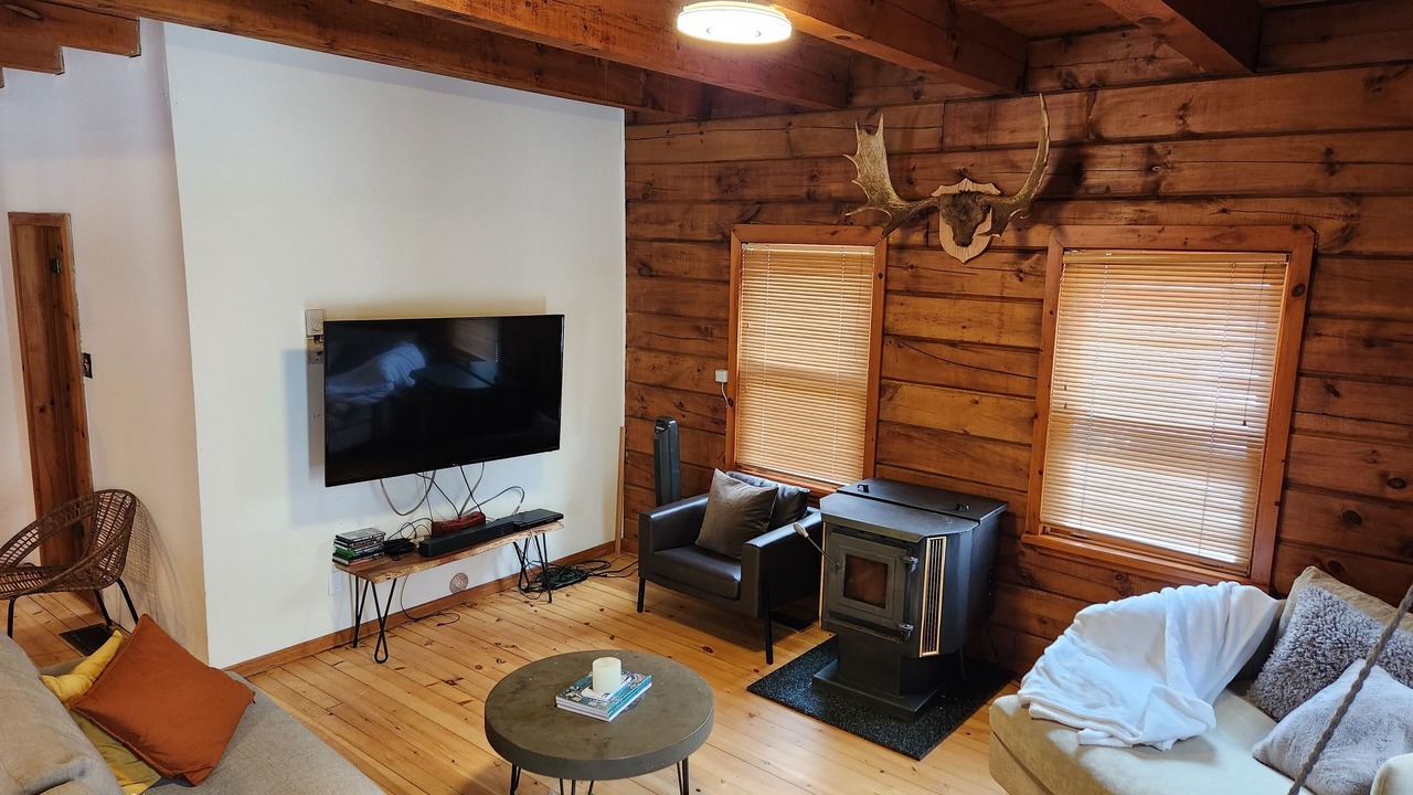 Photo of Livingroom in Erin