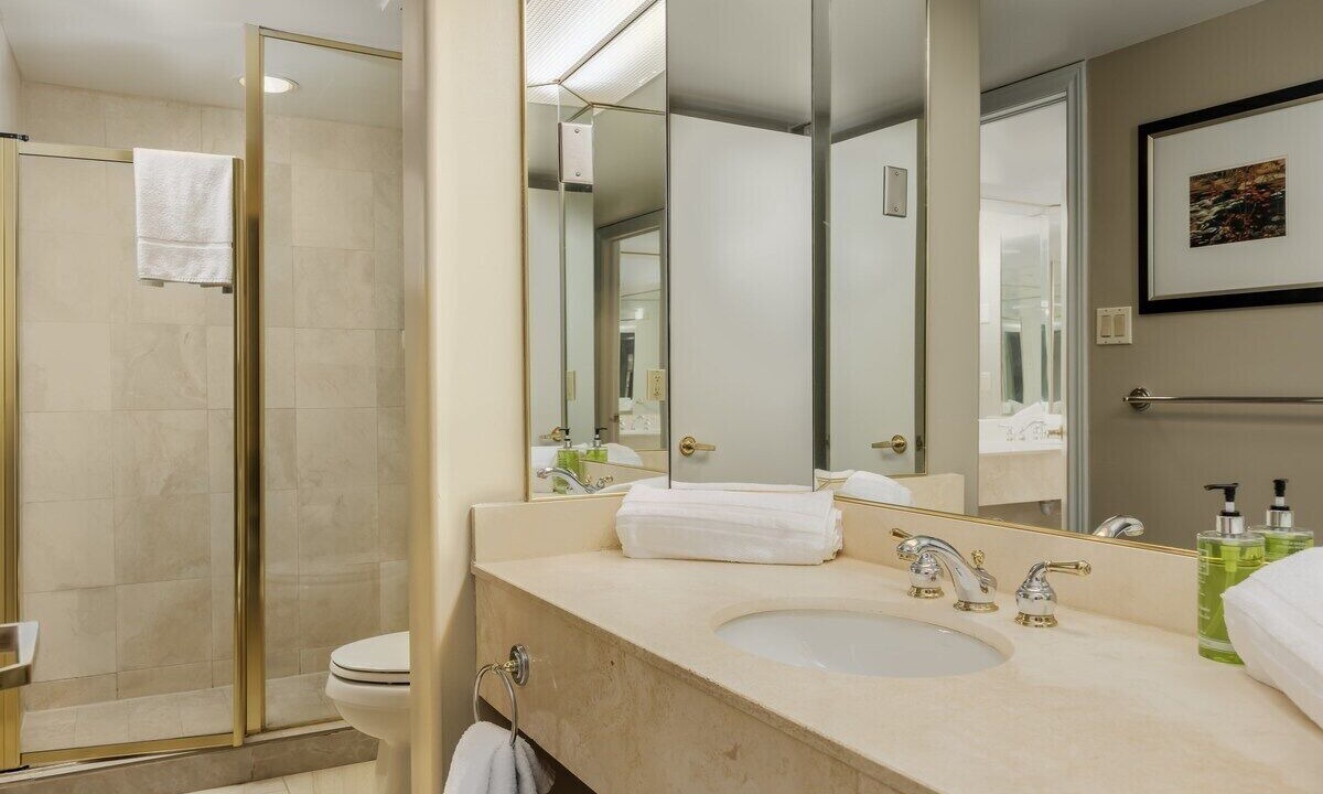 Photo of Bathroom in Oro-Medonte