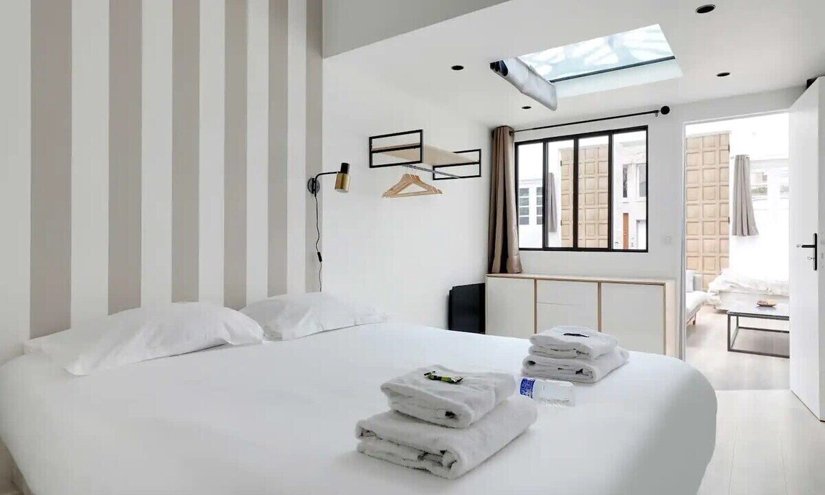 Photo of Bedroom in 15th Arrondissement