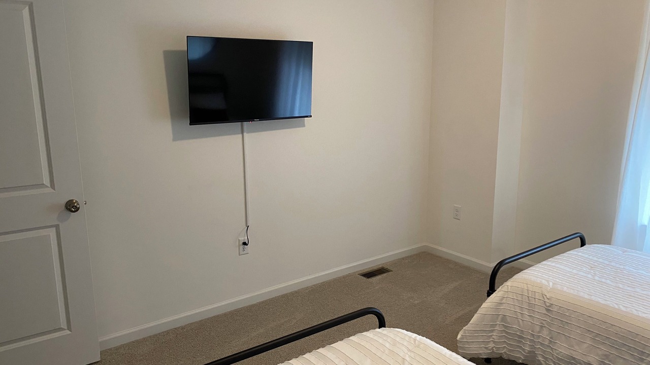 Photo of Bedroom in State College