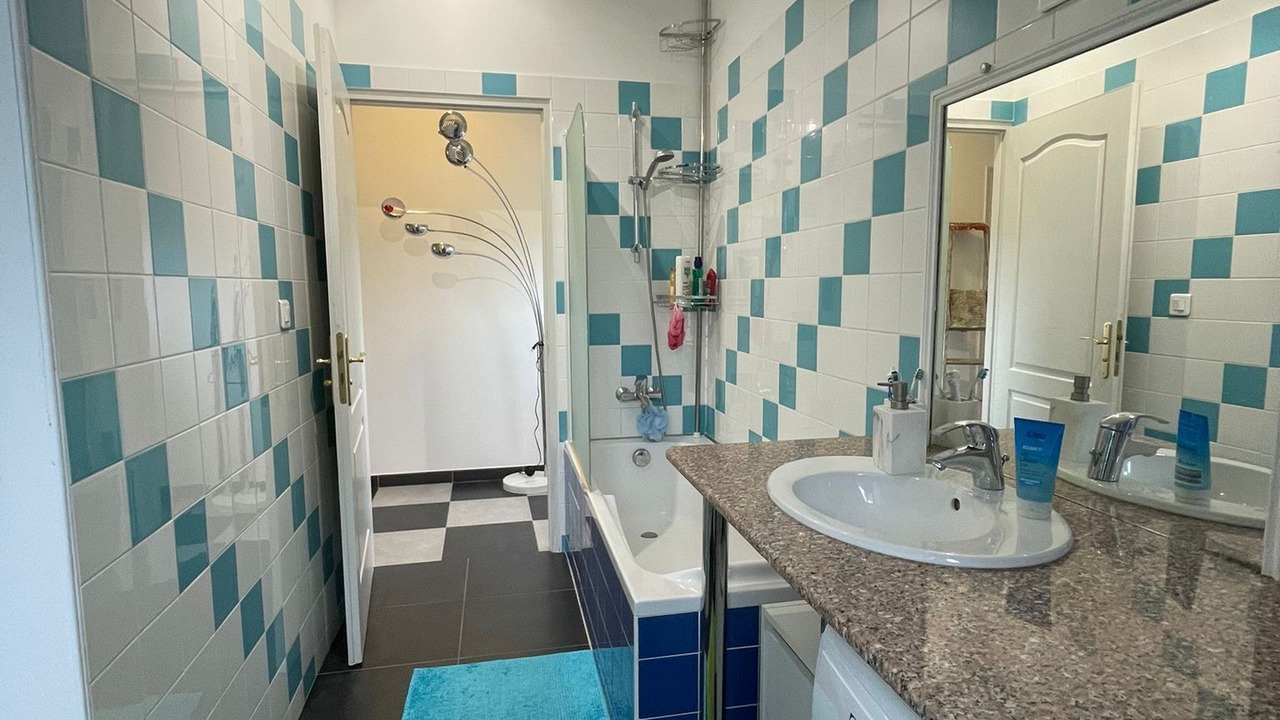 Photo of Bathroom in Chennevieres-sur-Marne