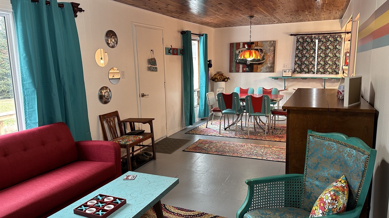 Photo of Livingroom in Kincardine