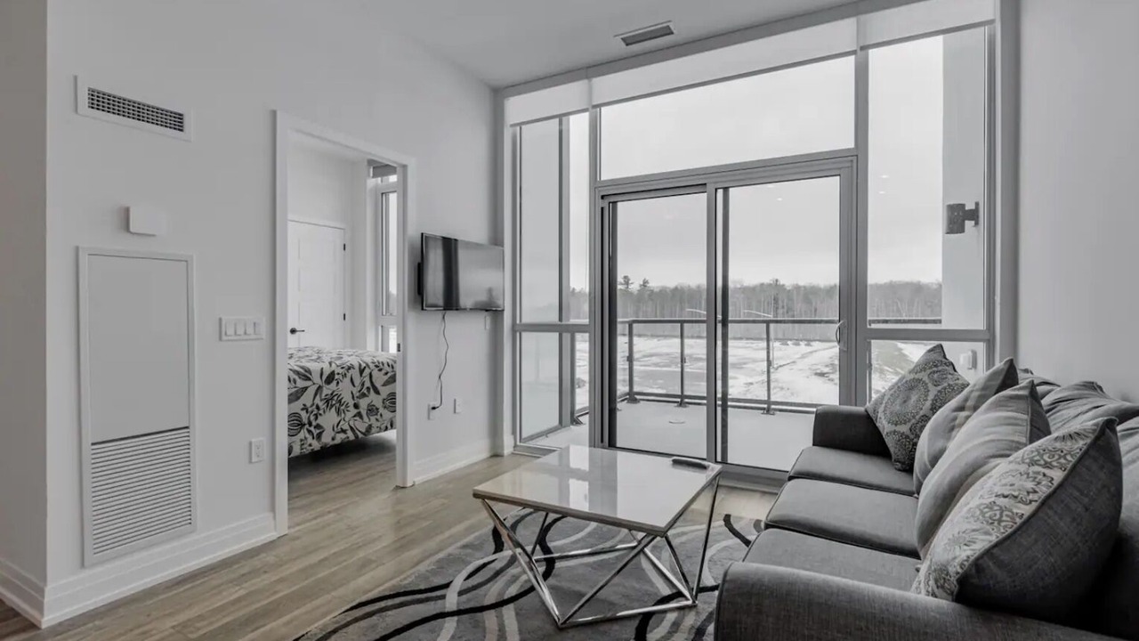 Photo of Livingroom in Innisfil
