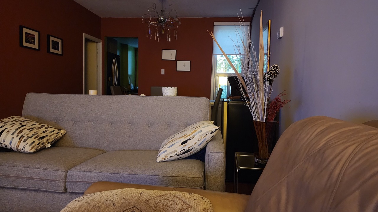 Photo of Livingroom in Oakwood Village