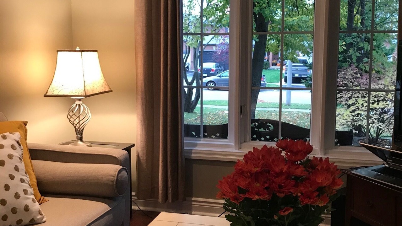 Photo of Livingroom in Burlington