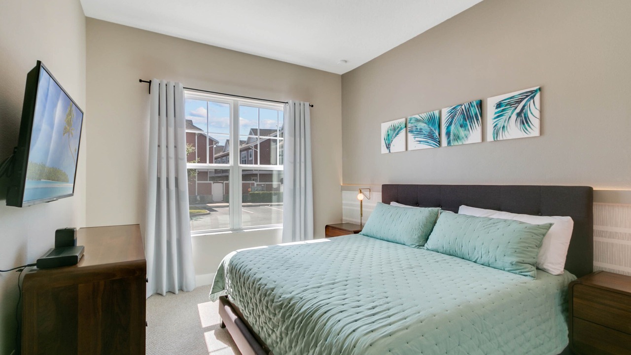Photo of Bedroom in Crestwynd Bay