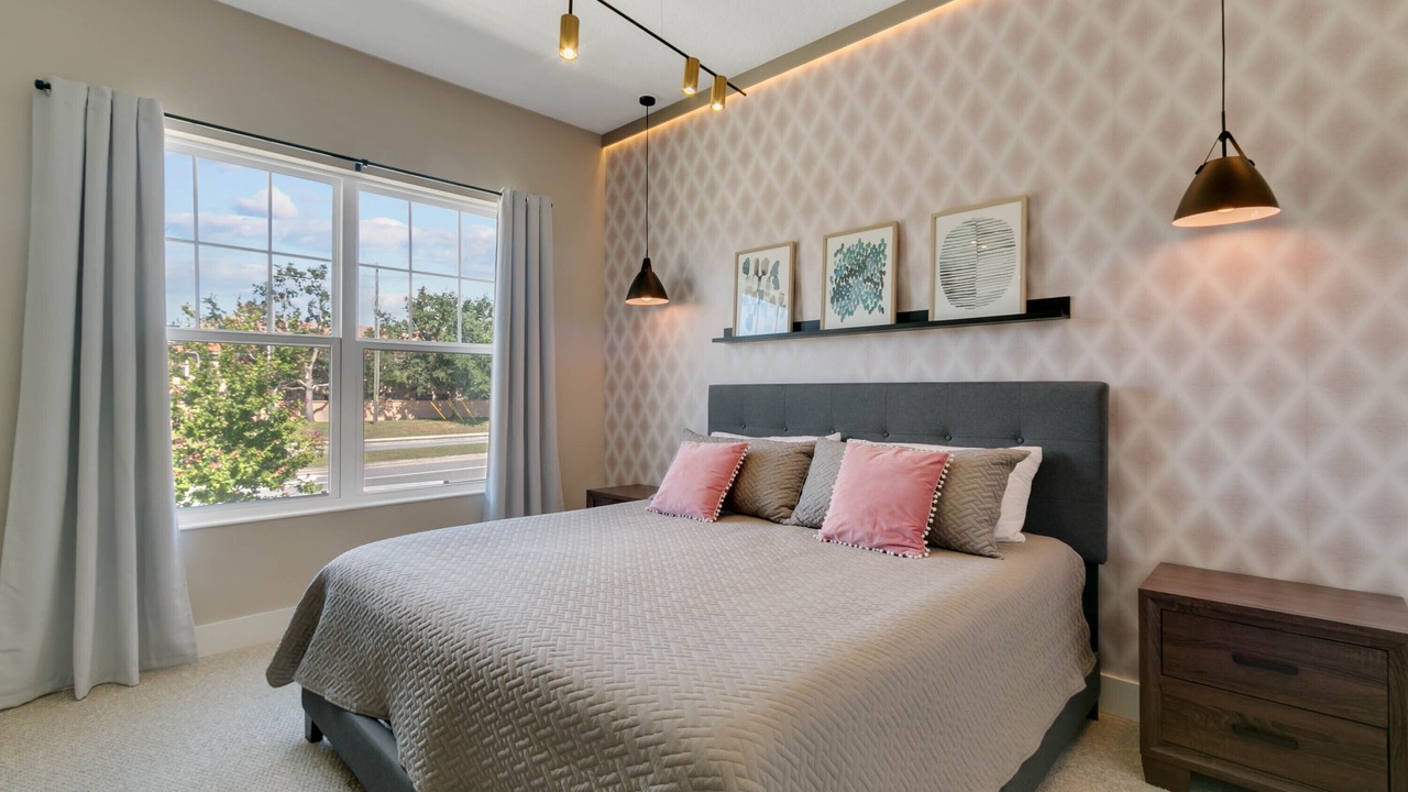 Photo of Bedroom in Crestwynd Bay