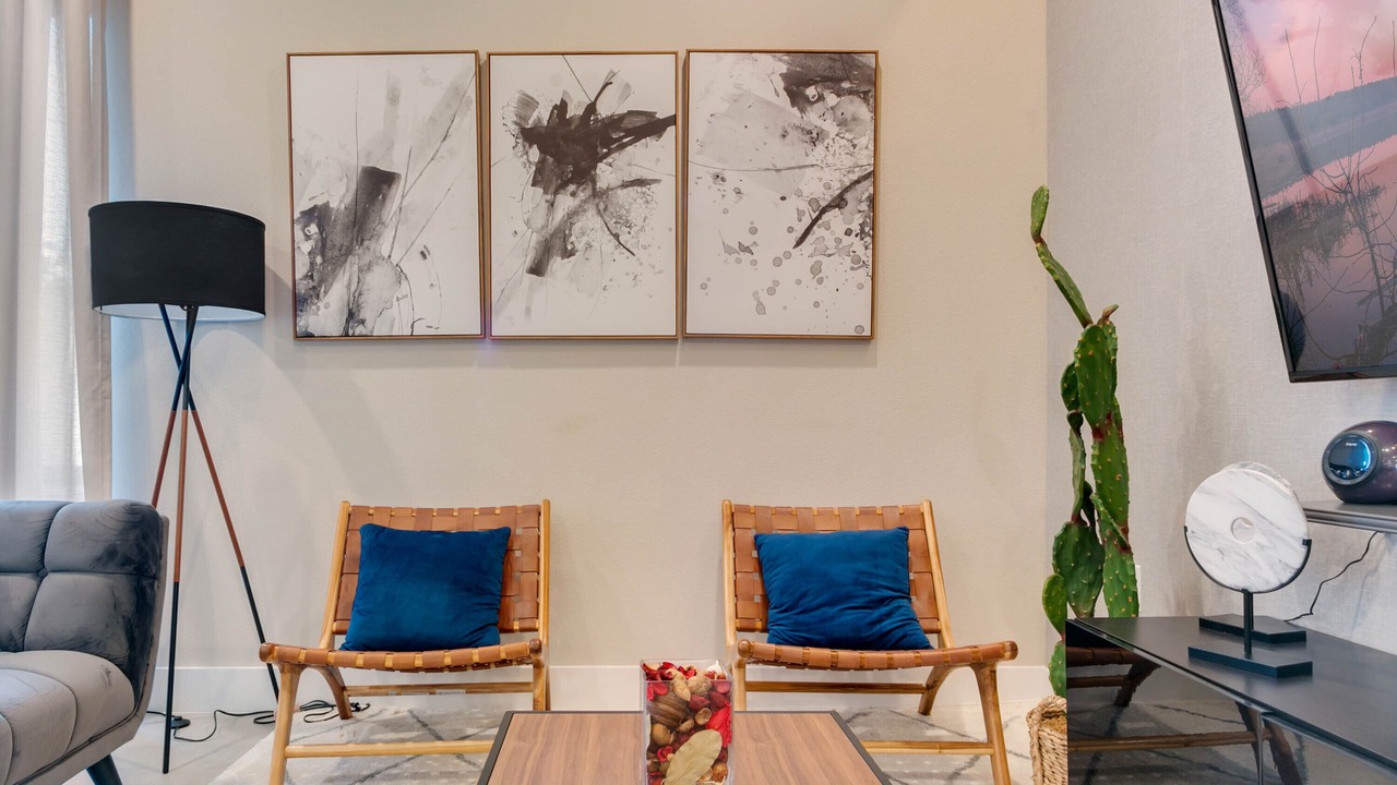 Photo of Livingroom in Crestwynd Bay