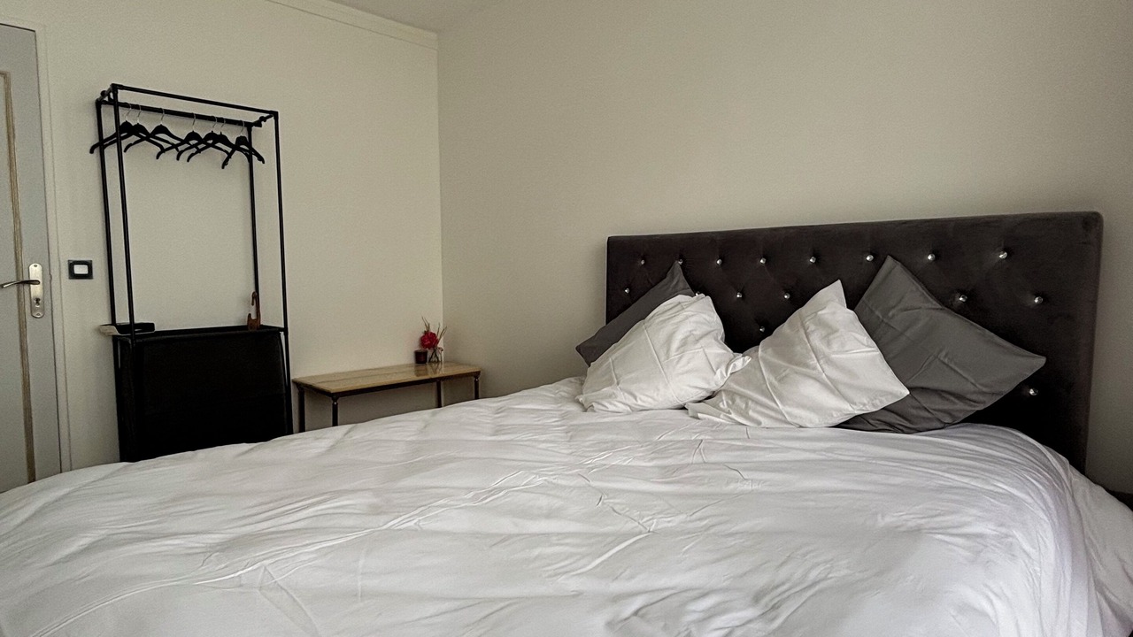 Photo of Bedroom in Meudon-la-Foret