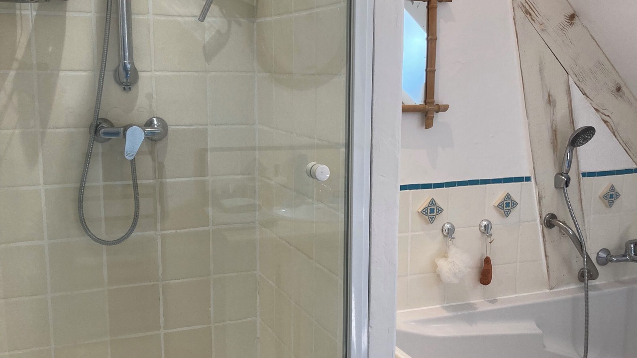 Photo of Bathroom in Dammartin-sur-Tigeaux