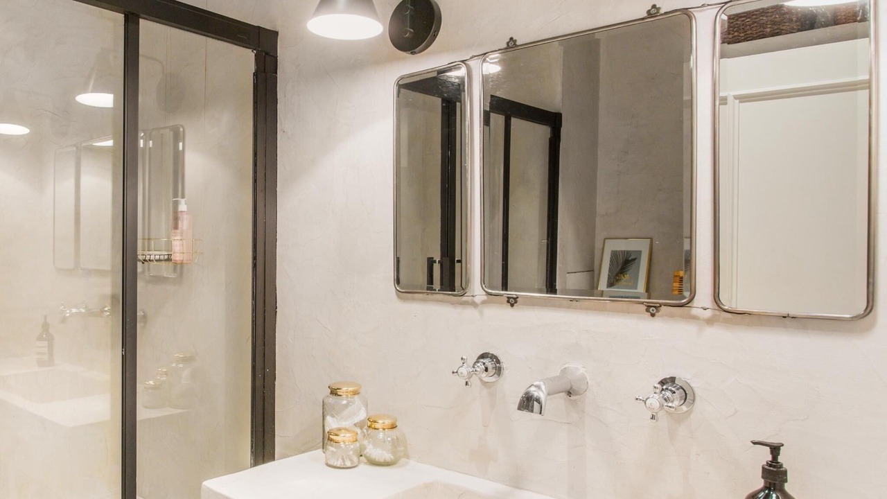 Photo of Bathroom in 5th Arrondissement