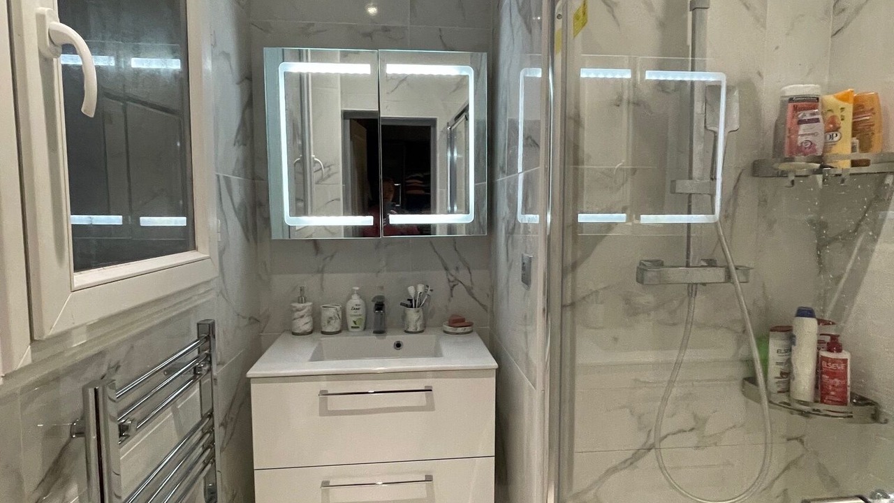 Photo of Bathroom in Quartier de l'Ecole-Militaire