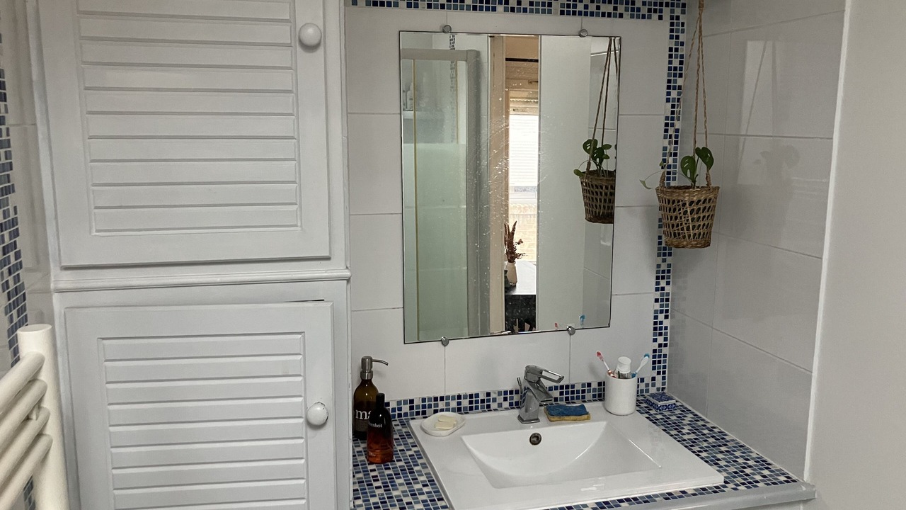 Photo of Bathroom in La Varenne Saint-Hilaire