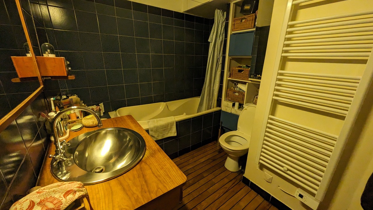 Photo of Bathroom in Quartier du Faubourg-Montmartre