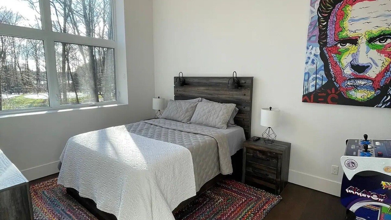 Photo of Bedroom in Port Carling