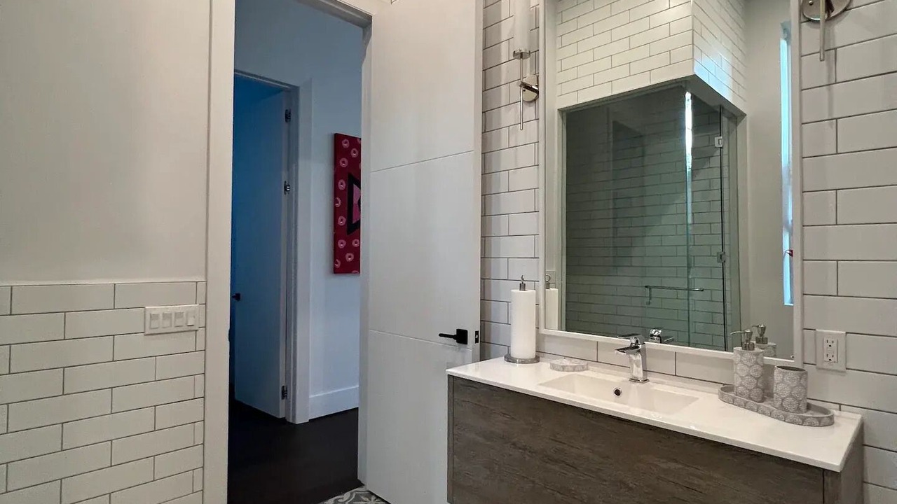 Photo of Bathroom in Port Carling