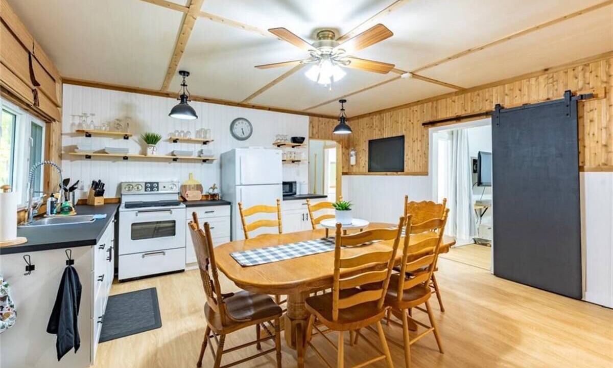 Photo of Kitchen in Flesherton