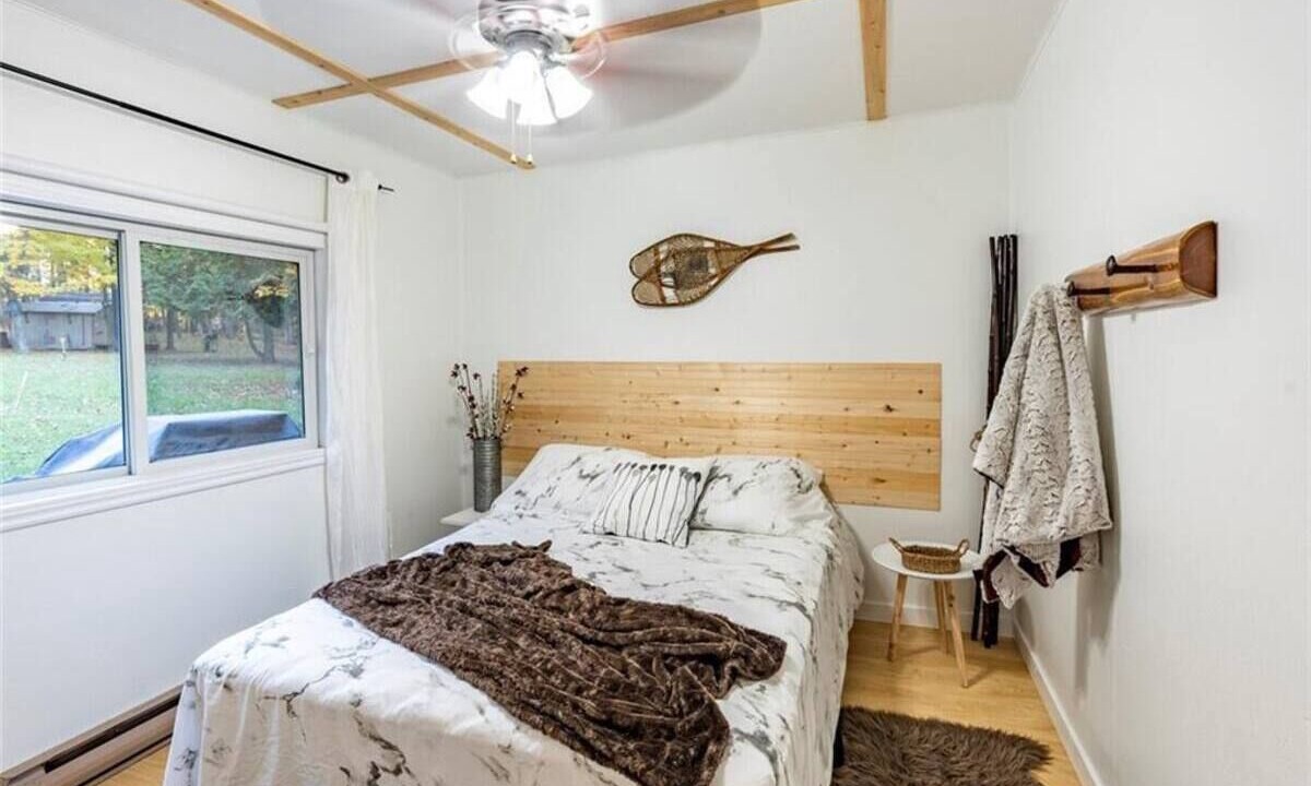 Photo of Bedroom in Flesherton
