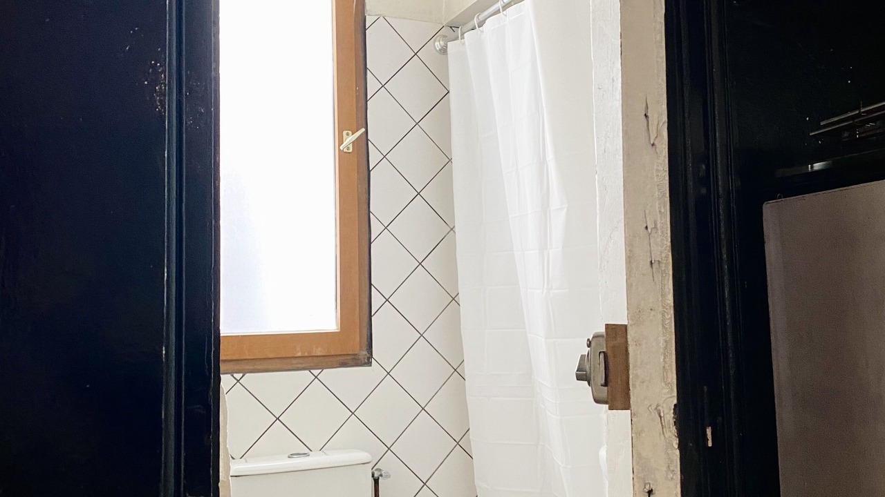 Photo of Bathroom in Quartier de la Roquette