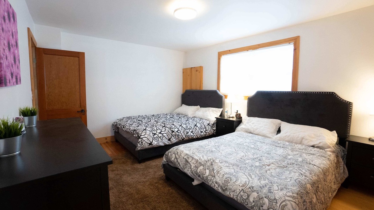 Photo of Bedroom in Crystal Beach