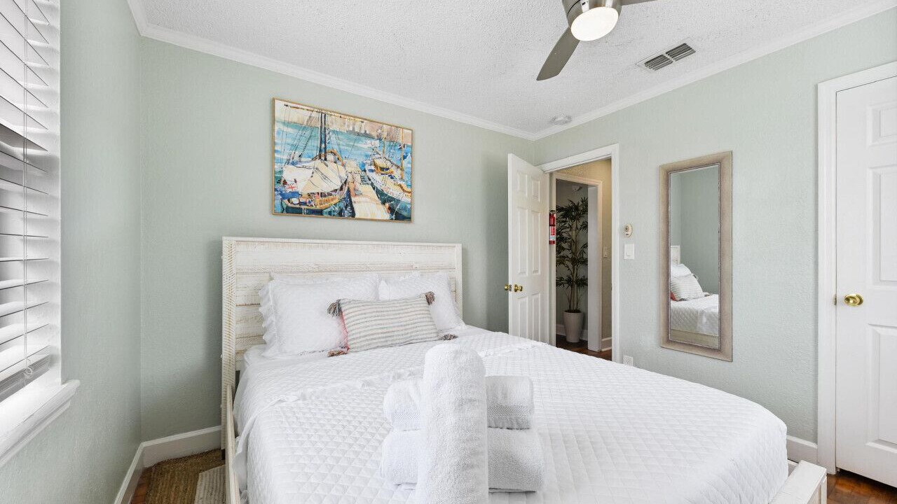 Photo of Bedroom in Jacksonville Beach