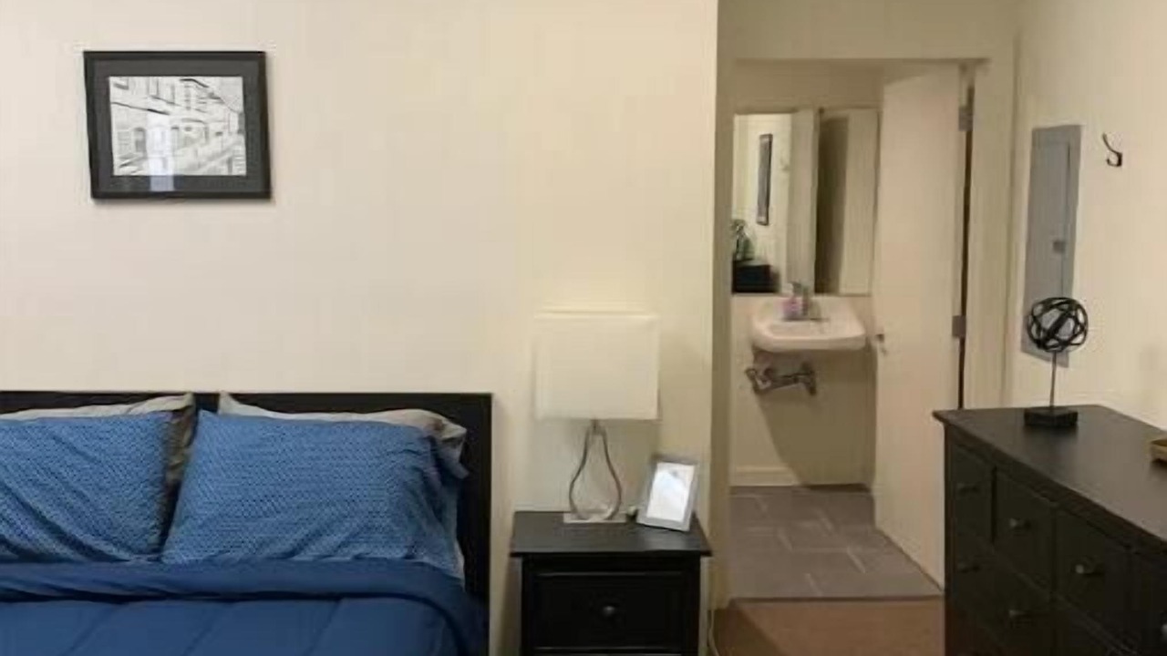 Photo of Bedroom in Olde Kensington