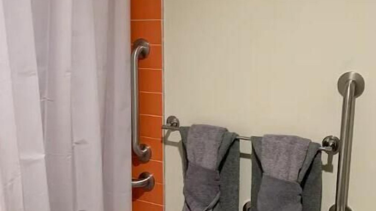 Photo of Bathroom in Olde Kensington