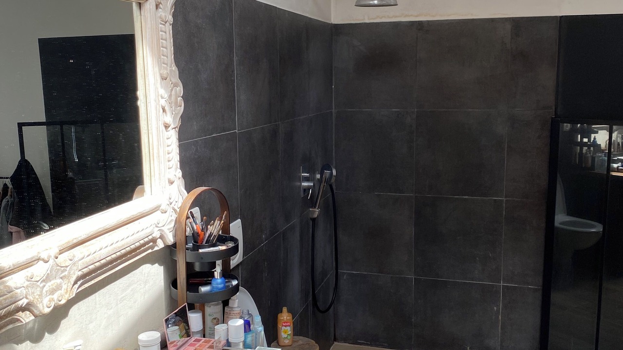 Photo of Bathroom in Montreuil