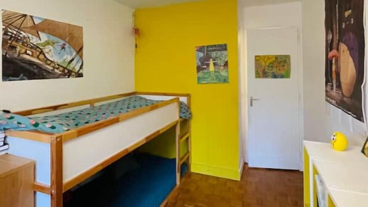 Photo of Bedroom in Pere Lachaise