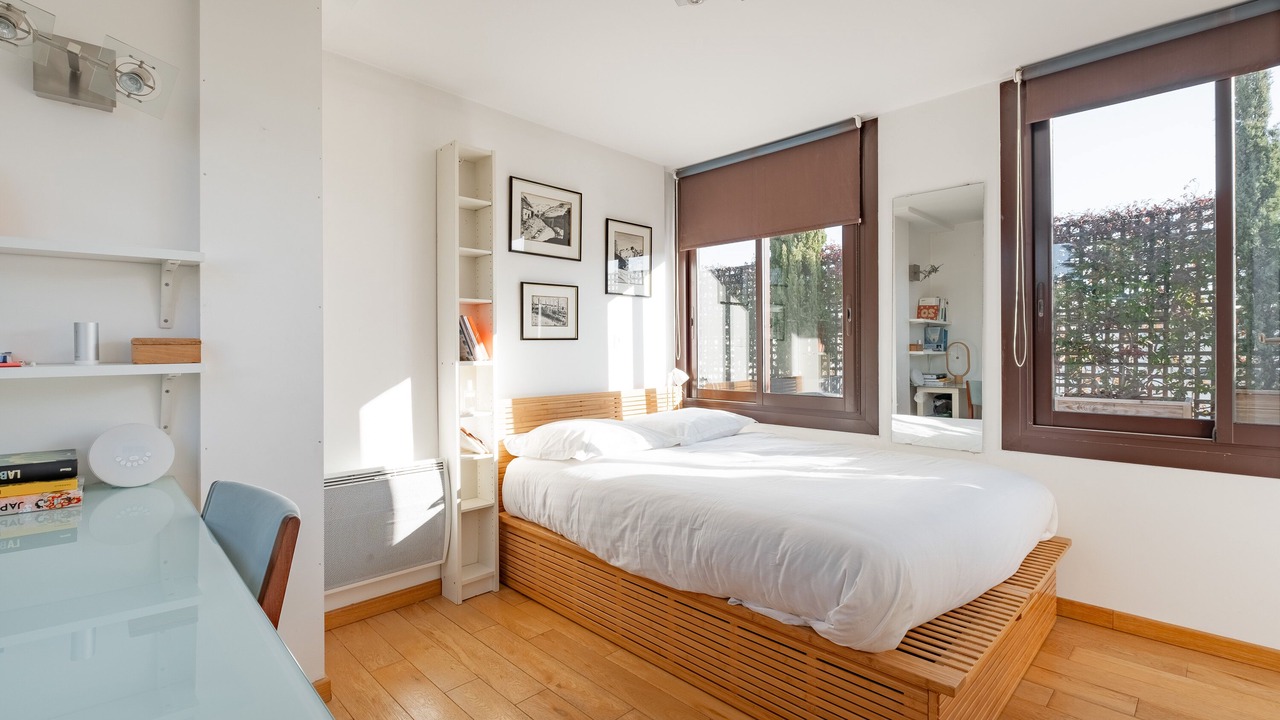 Photo of Bedroom in Saint-Lambert