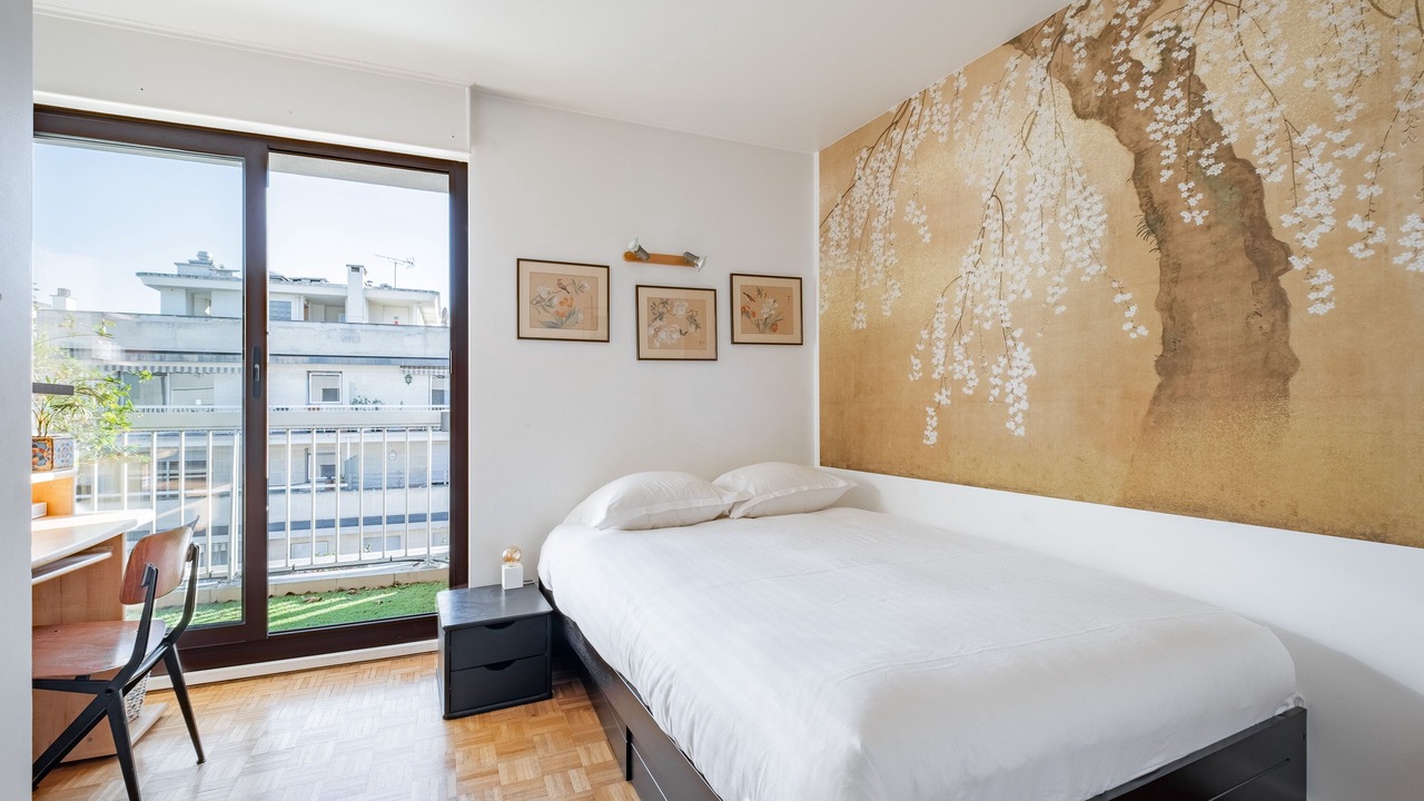 Photo of Bedroom in Saint-Lambert