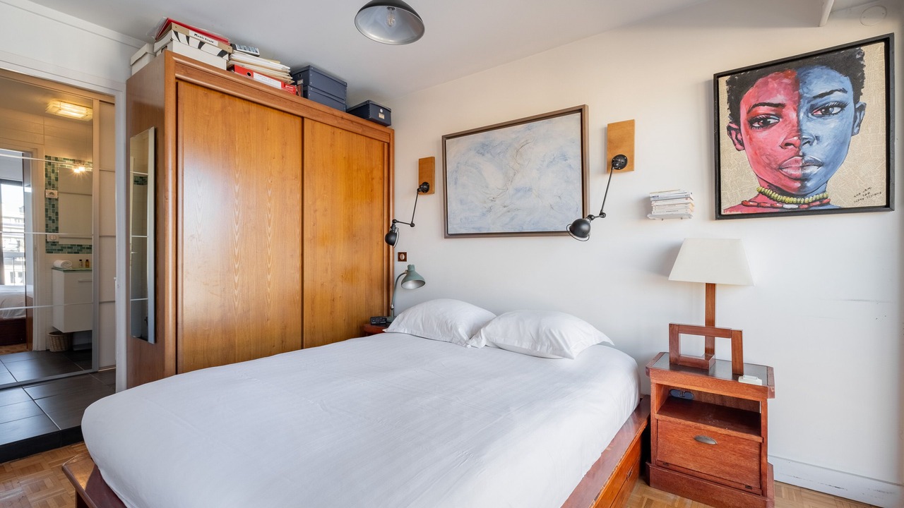 Photo of Bedroom in Saint-Lambert