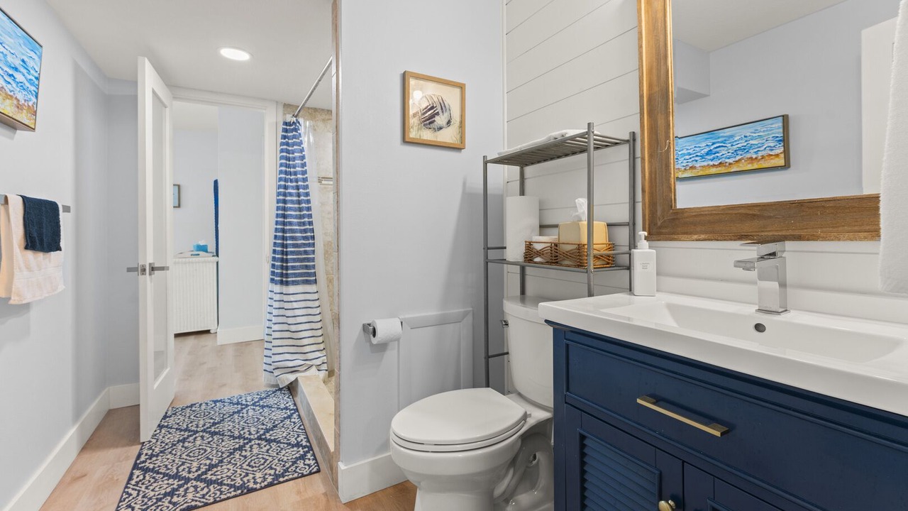 Photo of Bathroom in Harbor Heights