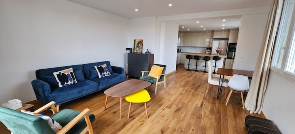 Photo of Livingroom in Republique–Point-du-Jour