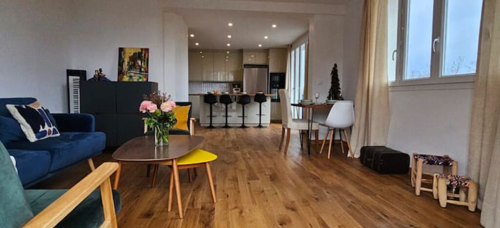 Photo of Livingroom in Republique–Point-du-Jour