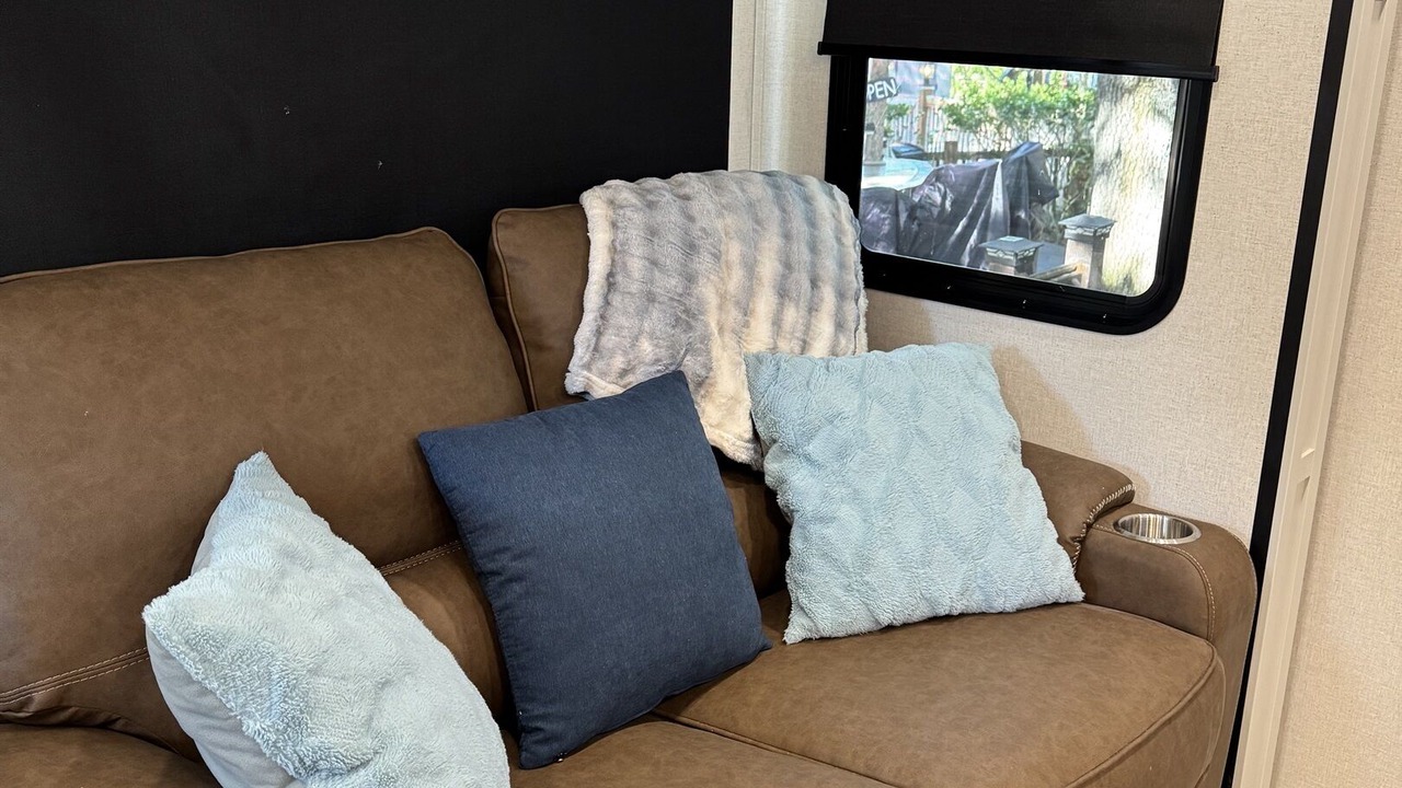 Photo of Livingroom in River Ranch