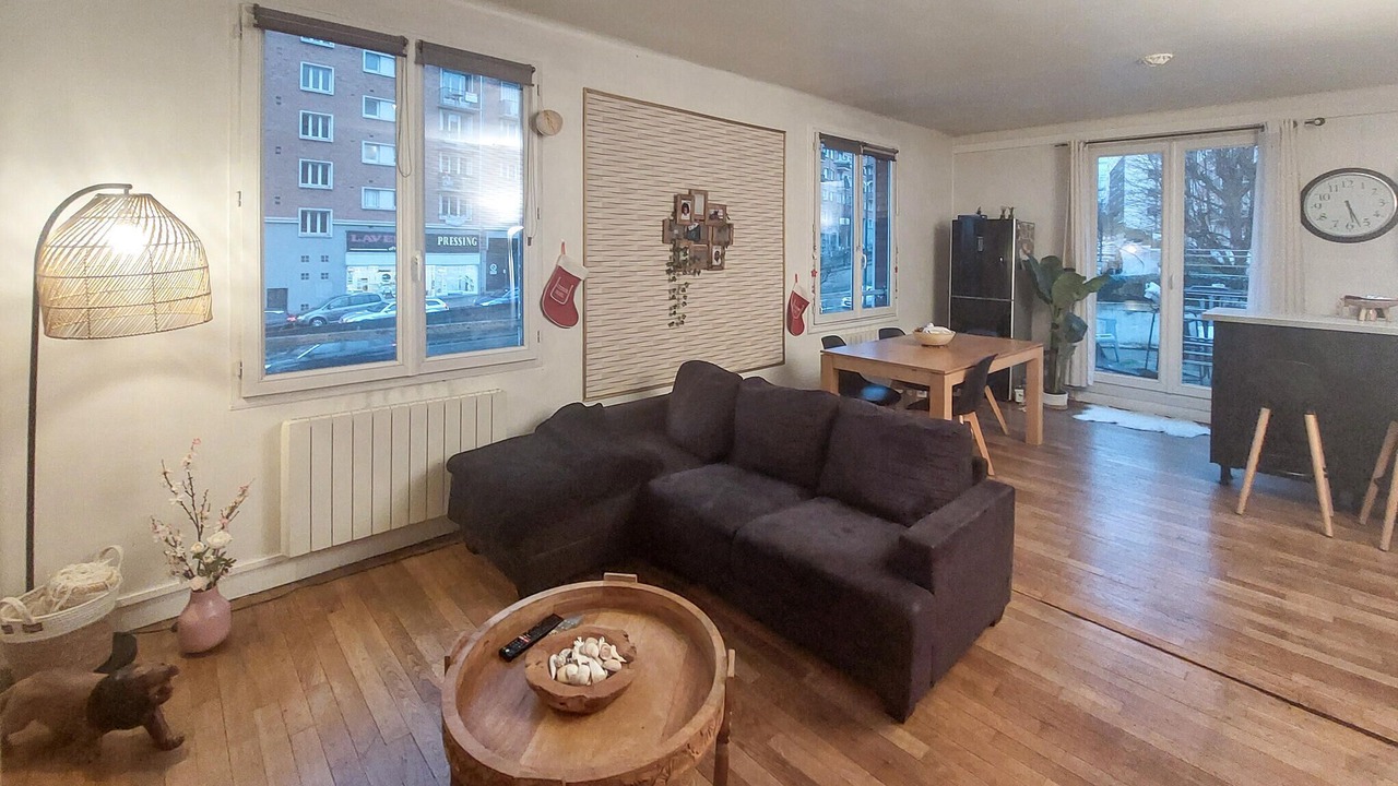 Photo of Bedroom in Joinville-le-Pont