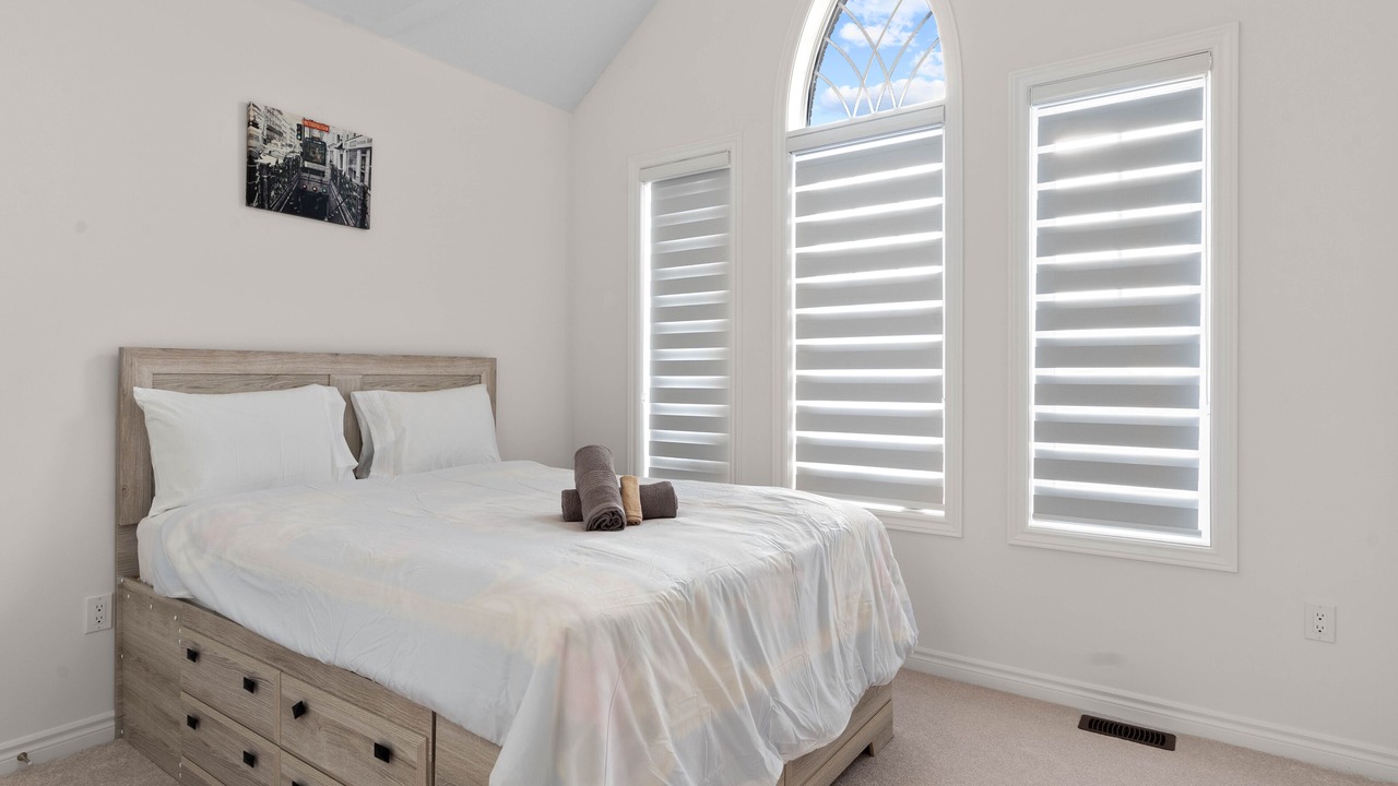 Photo of Bedroom in Caledon